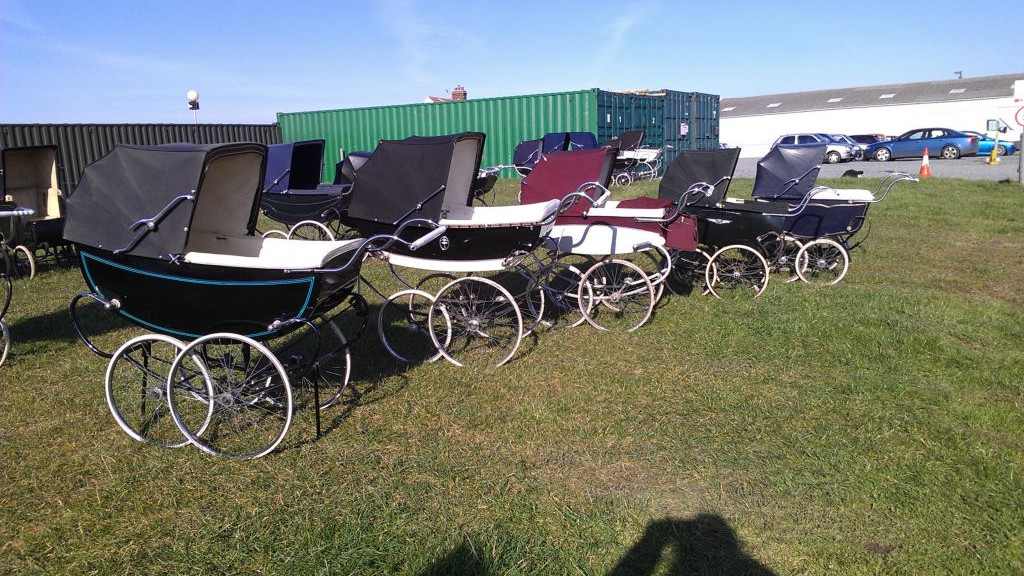 Pedigree sales prams 1970